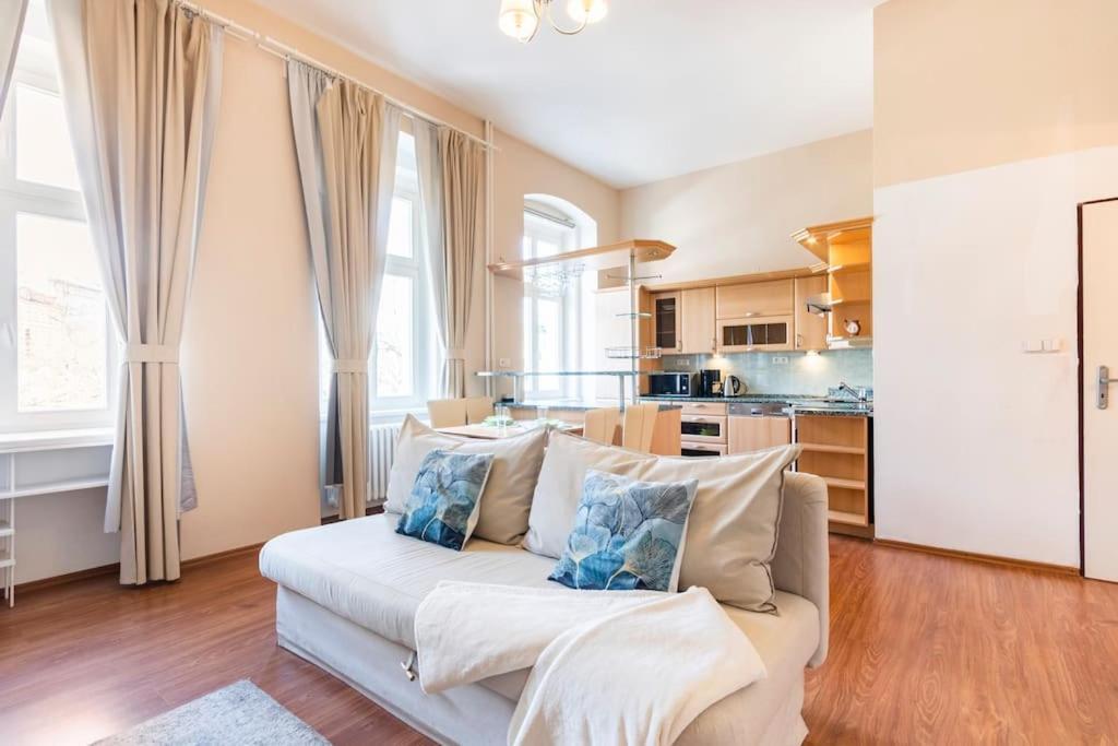 Apartment Termal Karlsbad Exteriör bild