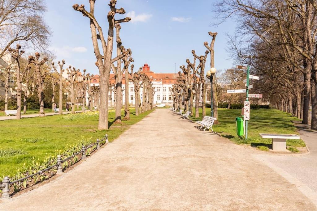 Apartment Termal Karlsbad Exteriör bild